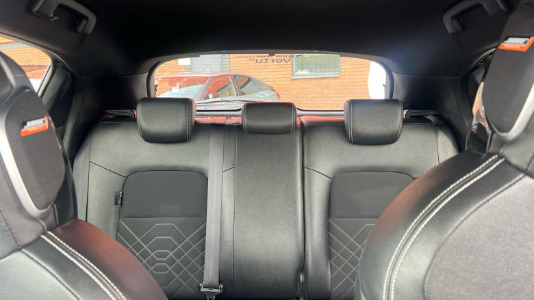 Nissan Juke 1.0 DiG-T Tekna 5dr DCT Petrol Hatchback